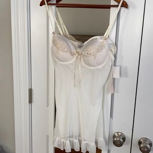 Linea Donatella Ivory Lingerie 2 piece set
